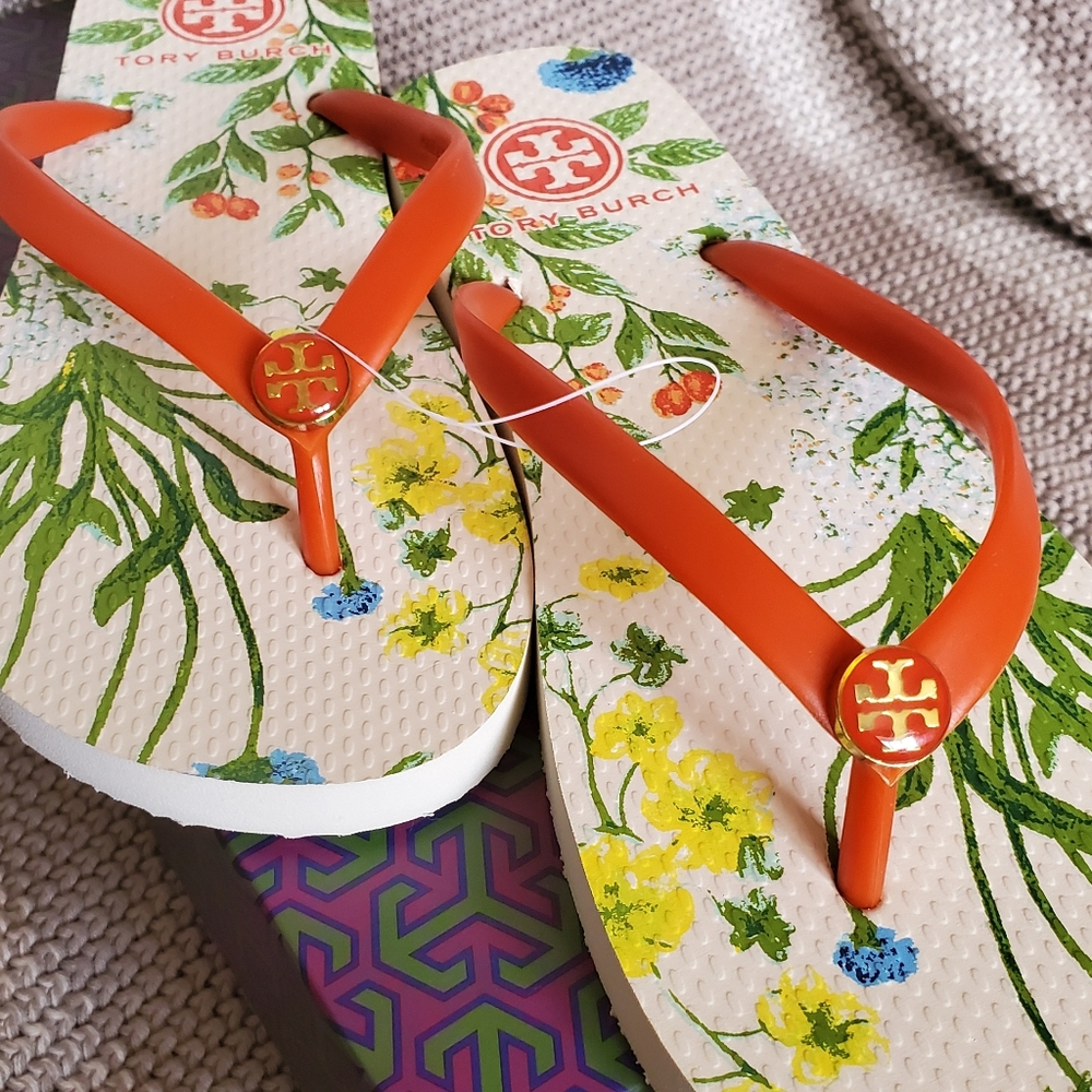Tory Burch Flip Flops Size 6